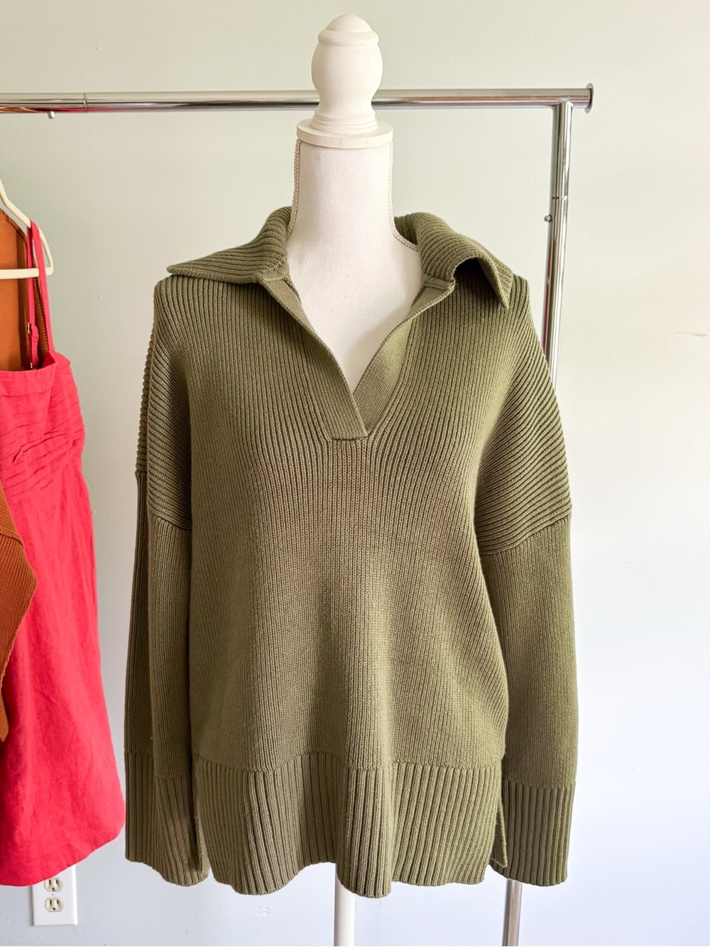 Abercrombie Green V Neck Collar Sweater Small